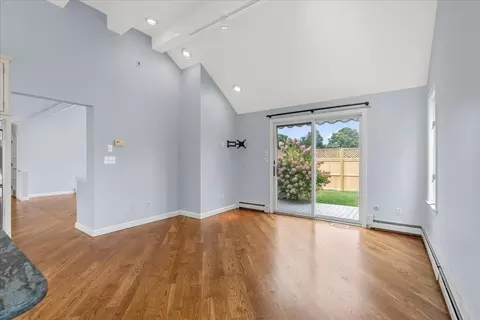 Living - 10 Floret Cir #10, Hingham, MA 02043 photo 2 of 8