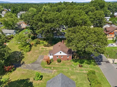 View/Area - 78 Wollaston St, Springfield, MA 01119 photo 4 of 4