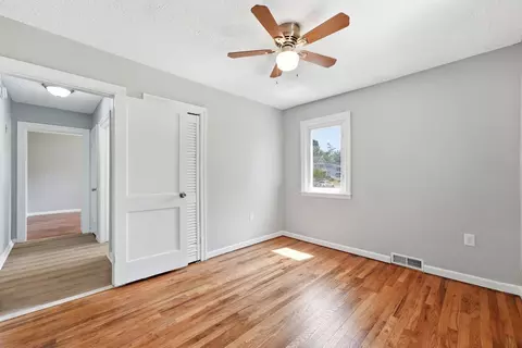 Bedroom - 78 Wollaston St, Springfield, MA 01119 photo 4 of 5