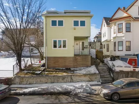 Exterior - 528 Ferry St, Everett, MA 02149 photo 7 of 7
