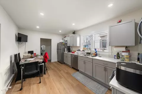 Kitchen - 528 Ferry St, Everett, MA 02149 photo 2 of 5