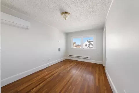 Bedroom - 528 Ferry St, Everett, MA 02149 photo 5 of 5