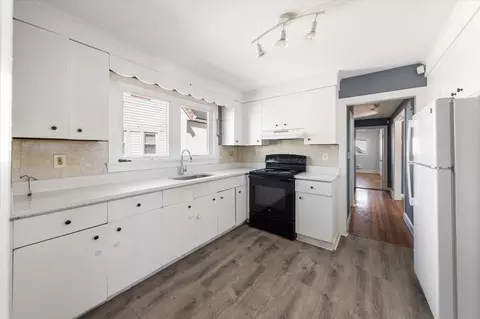 Kitchen - 528 Ferry St, Everett, MA 02149 photo 4 of 5