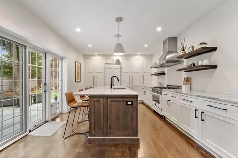 Kitchen - 245 Summer Ave, Reading, MA 01867 photo 2 of 3