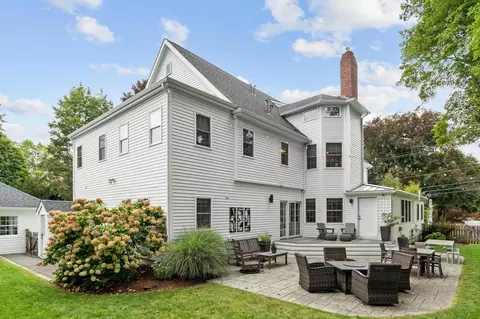 Exterior - 245 Summer Ave, Reading, MA 01867 photo 2 of 7