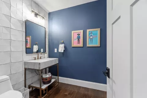Bath - 245 Summer Ave, Reading, MA 01867 photo 1 of 7