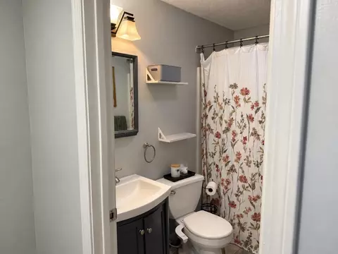 Bath - 145 Mckinstry Ave, Chicopee, MA 01013 photo 3 of 3