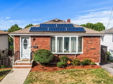 126 Fenley St, Revere, MA 02151