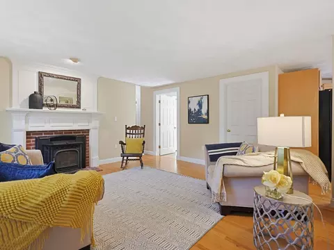Living - 405 Main St, Acton, MA 01720 photo 2 of 4
