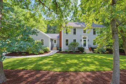 Exterior - 405 Main St, Acton, MA 01720 photo 2 of 6