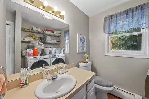 Other - 133 Commonwealth Ave #B, Worcester, MA 01604 photo 6 of 11