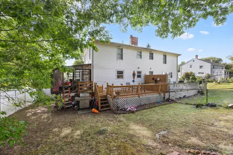 Exterior - 133 Commonwealth Ave #B, Worcester, MA 01604 photo 9 of 11