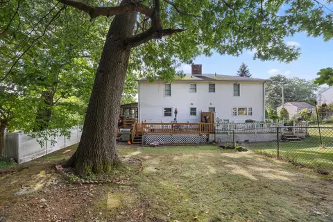 Exterior - 133 Commonwealth Ave #B, Worcester, MA 01604 photo 8 of 11