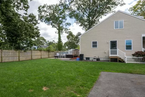 Exterior - 18 Elmwood St, Wareham, MA 02571 photo 10 of 13