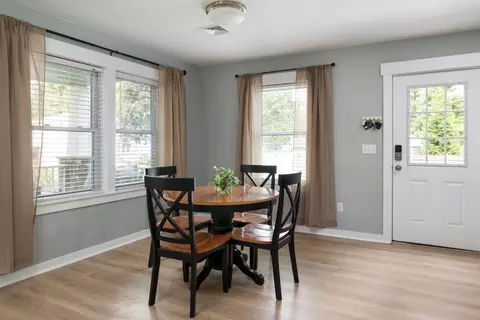 Dining - 18 Elmwood St, Wareham, MA 02571 photo 2 of 2