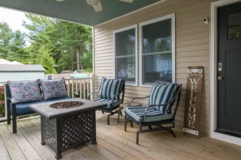 Exterior - 18 Elmwood St, Wareham, MA 02571 photo 3 of 13