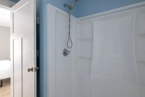 Bath - 18 Elmwood St, Wareham, MA 02571 photo 2 of 3