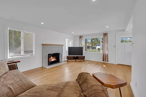 Living - 79 Chilmark St, Worcester, MA 01604 photo 3 of 4