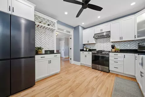 Kitchen - 51 Main St, Atkinson, NH 03811 photo 3 of 3