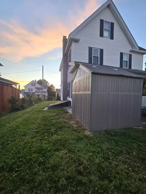 Exterior - 21 Smith Ave, Ware, MA 01082 photo 3 of 4