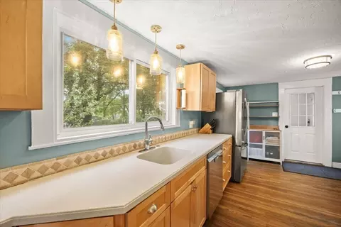 Kitchen - 24 School St, Walpole, MA 02081 photo 1 of 3