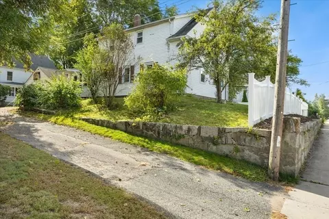 Exterior - 24 School St, Walpole, MA 02081 photo 6 of 9