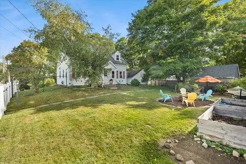 Exterior - 24 School St, Walpole, MA 02081 photo 5 of 9