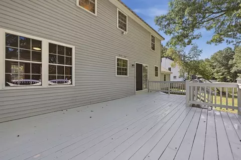 Exterior - 16 Lancaster Rd, Clinton, MA 01510 photo 4 of 7