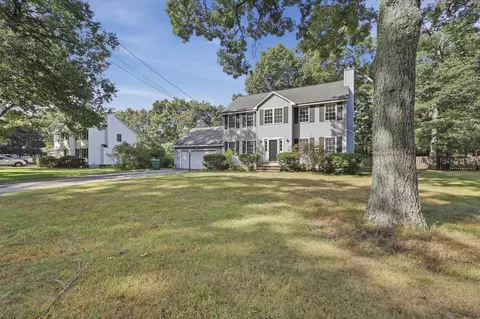 Exterior - 16 Lancaster Rd, Clinton, MA 01510 photo 3 of 7