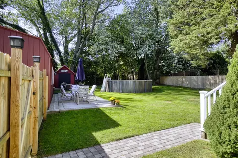 Exterior - 35 Nightingale St, Fall River, MA 02721 photo 4 of 7