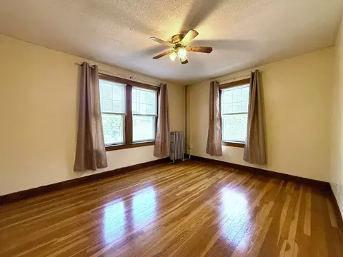 Living - 68 Linden St #34, Everett, MA 02149 photo 1 of 4