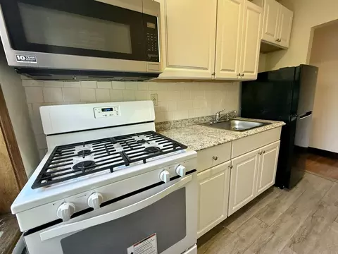 Kitchen - 68 Linden St #34, Everett, MA 02149 photo 2 of 2