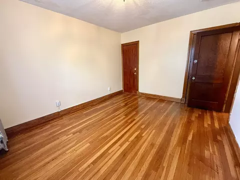 Living - 68 Linden St #34, Everett, MA 02149 photo 4 of 4