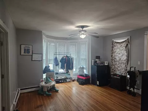 Living - 205 Stackpole St, Lowell, MA 01852 photo 2 of 4
