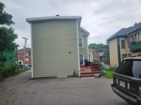 Exterior - 205 Stackpole St, Lowell, MA 01852 photo 3 of 4