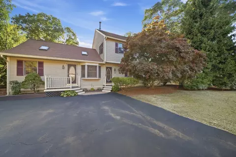 1289 Whipple Rd, Tewksbury, MA 01876
