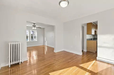 Living - 59 Albion St, Everett, MA 02149 photo 2 of 4