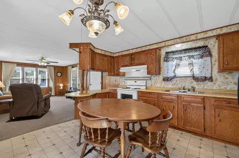 151 Easy St, Raynham, MA 02767 photo 10