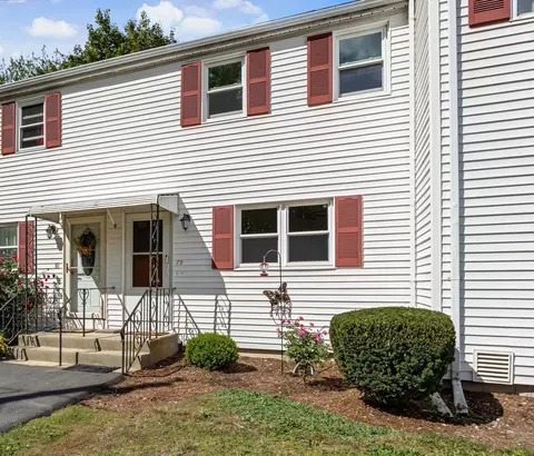 79 Arnold Ave #79, Lowell, MA 01852