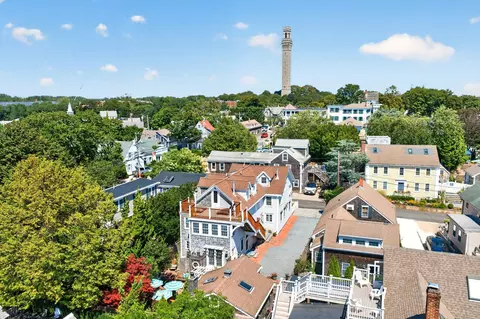 14 Court St, Provincetown, MA 02657