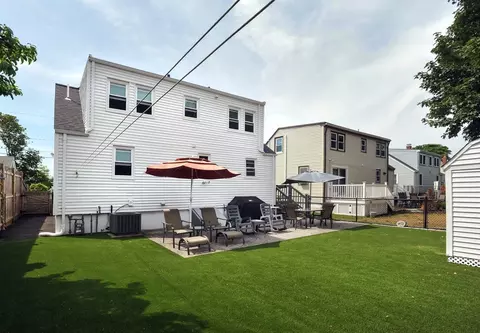 Exterior - 9 G St, Hull, MA 02045 photo 3 of 4