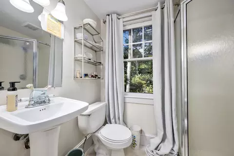 Bath - 466 Old Mill Rd, Osterville, MA 02655 photo 2 of 3