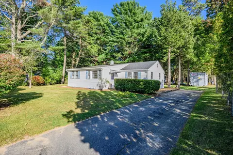 Exterior - 466 Old Mill Rd, Osterville, MA 02655 photo 5 of 10