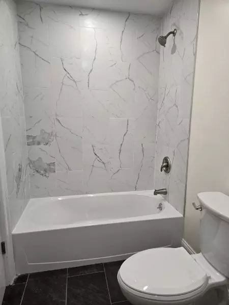 Bath - 84 Greenwich Rd, Ware, MA 01082 photo 2 of 4