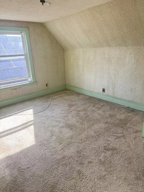 Bedroom - 58 Chatham Rd, Everett, MA 02149 photo 2 of 8