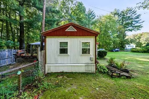Exterior - 6 Learned Ln, Salisbury, MA 01952 photo 5 of 8