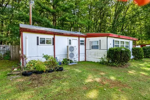 Exterior - 6 Learned Ln, Salisbury, MA 01952 photo 4 of 8