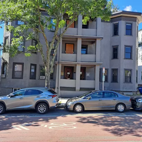 356 Broadway # A, Somerville, MA 02145