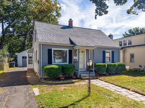 Exterior - 23 Schley St, Springfield, MA 01109 photo 6 of 6