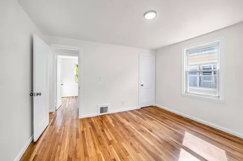 Bedroom - 23 Schley St, Springfield, MA 01109 photo 1 of 12